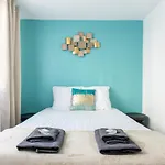 Nets Inn Apartments - Buttes Chaumont C